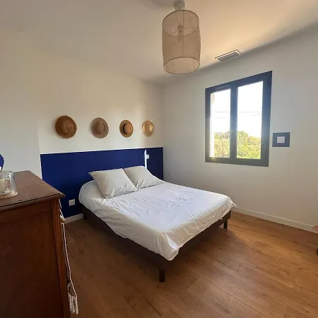 Villa Contemporary Charming *